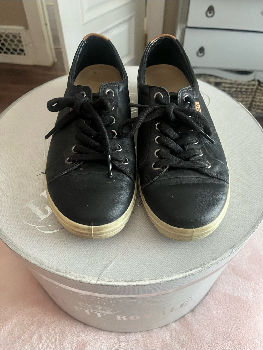 Ecco Black Leather Lace-Up Sneakers with Tan Accents
